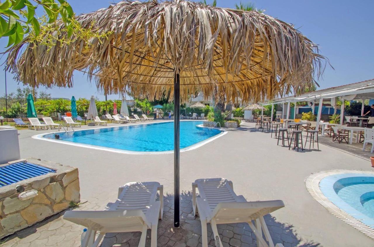 Chaplins Studios Faliraki Esterno foto