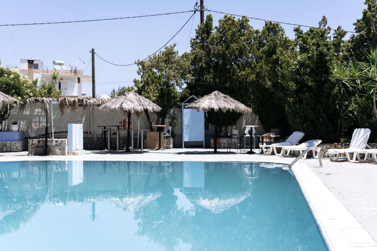 Chaplins Studios Faliraki Esterno foto